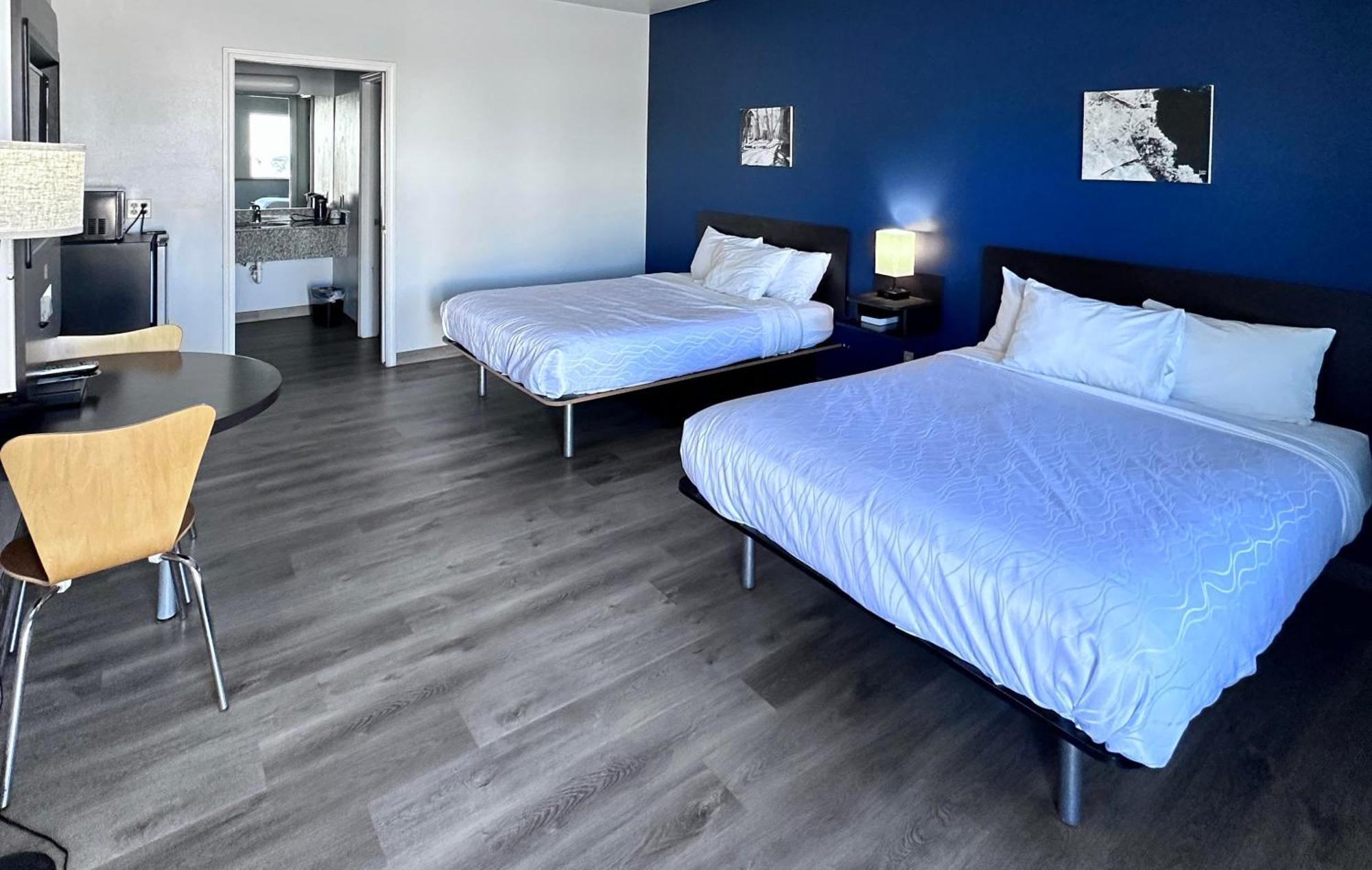 The Beaverhead Hotel 2*